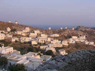 Ταξιδέψτε στην Αμοργό